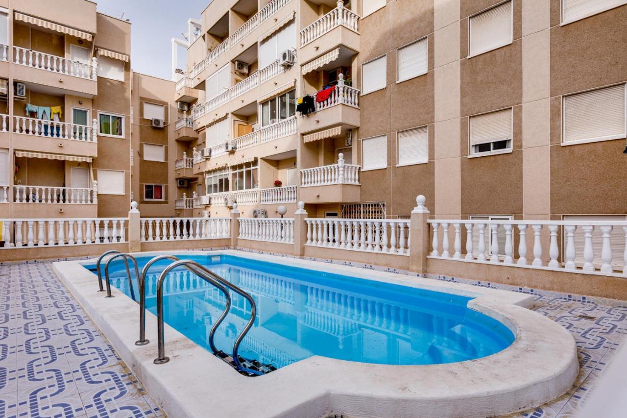 Studio Caballero De Rodas Torrevieja Bagian luar foto